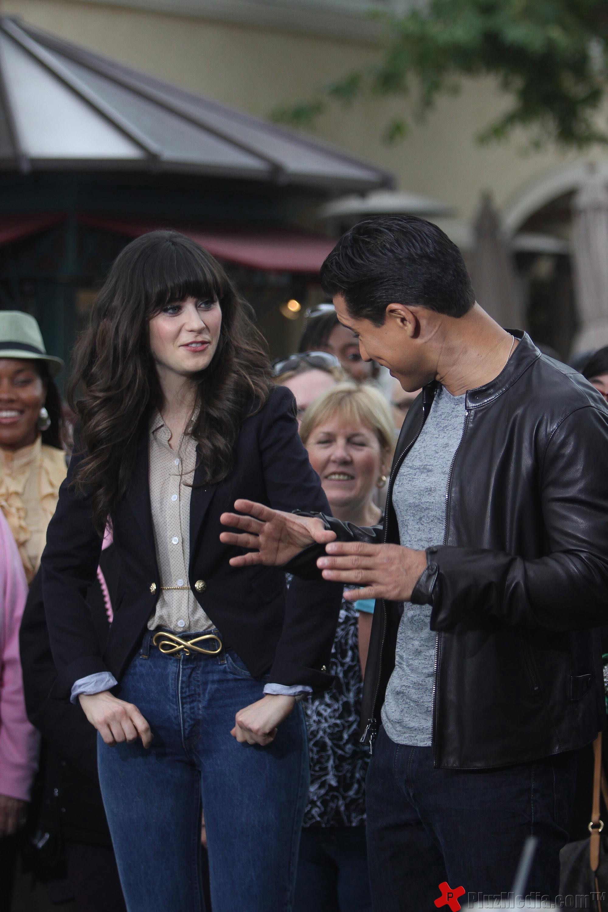 Celebrities at The Grove while filming at segment for 'Extra' | Picture 94742